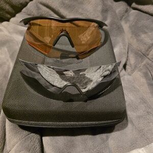 Oakley M Frame Sunglasses - With 2 Lenses And Hard Sided Case